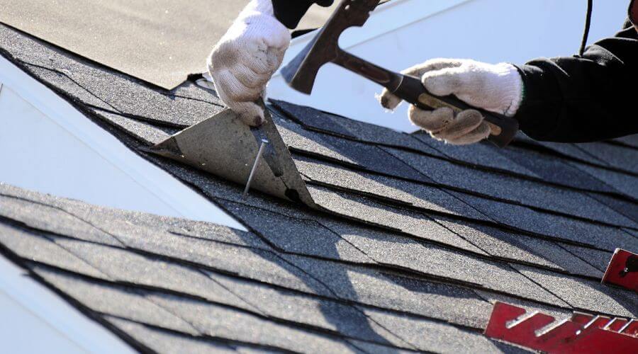 Expert Emergency Roof Repairs services in Hessel, MI
